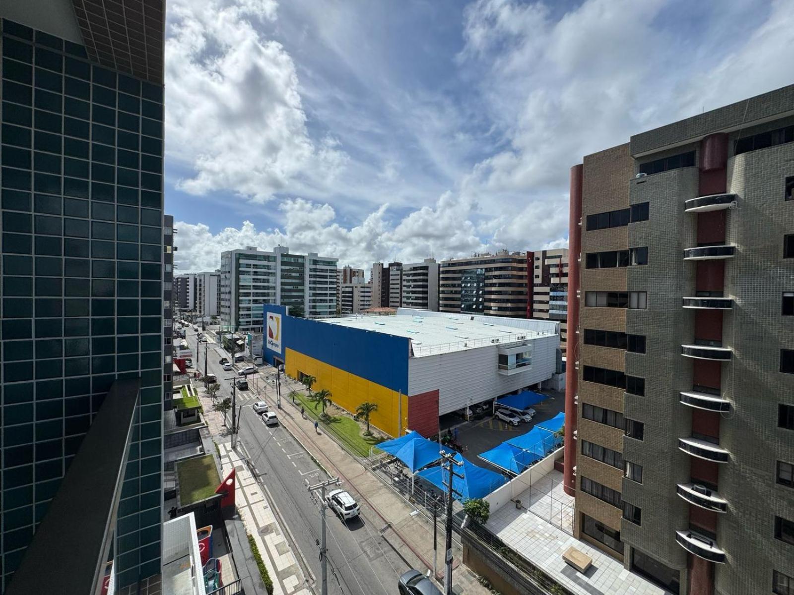 Ape 100 Metros Do Mar - *